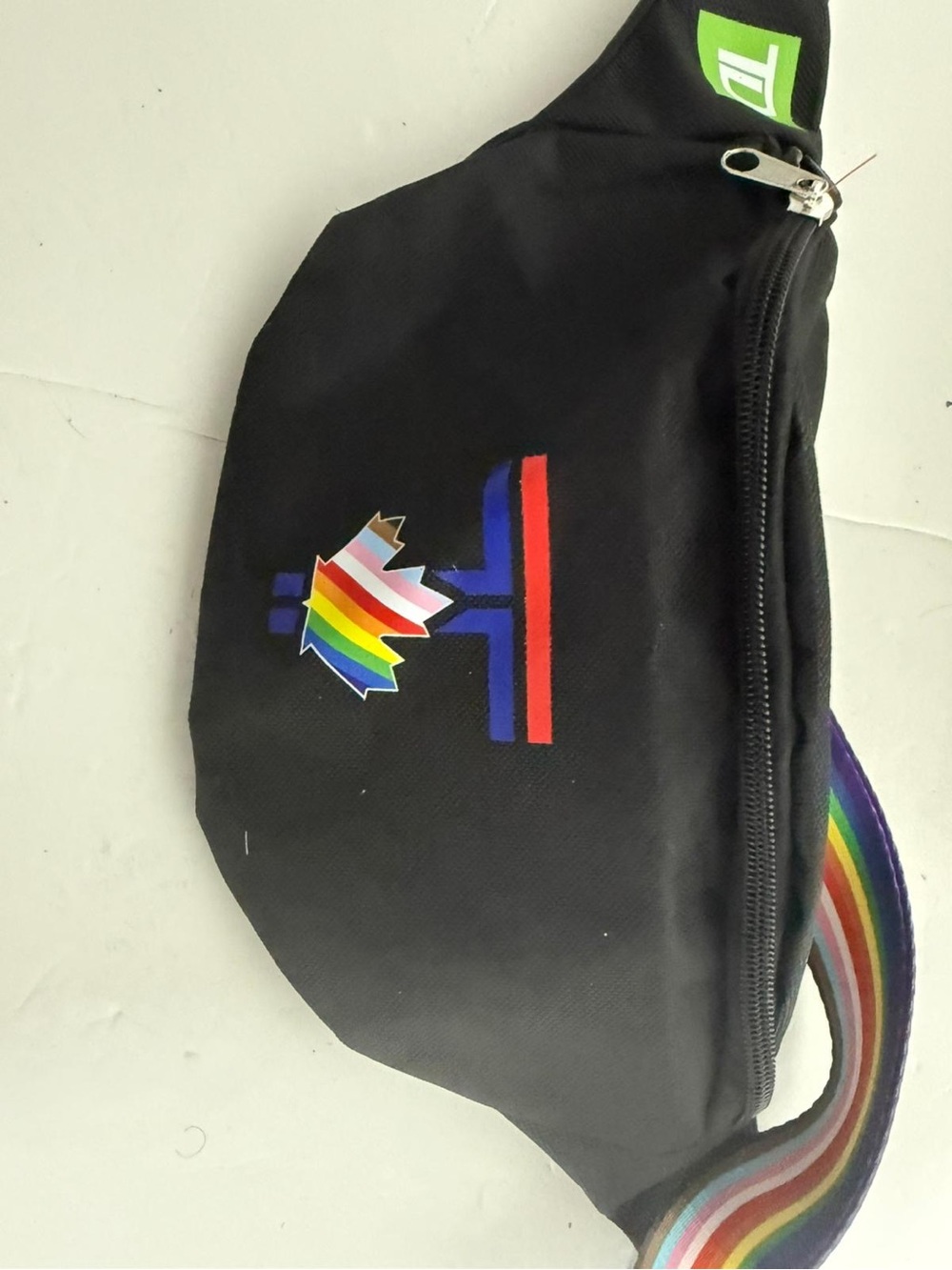 Success Brands Rainbow Strap Belt Bag Fanny Pack Crossbody Black - Picture 8 of 8
